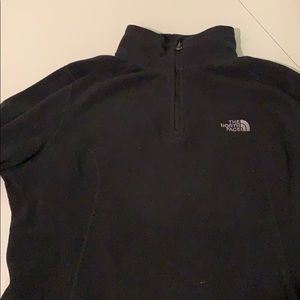 Black fleece north face half zip